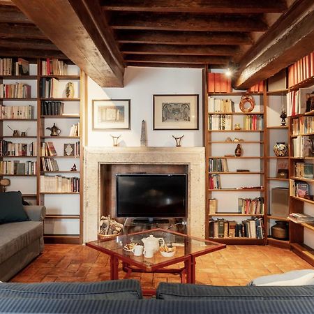 Domus Quiritum Charming, Appartamento D'Epoca A Campo De' Fiori روما المظهر الخارجي الصورة