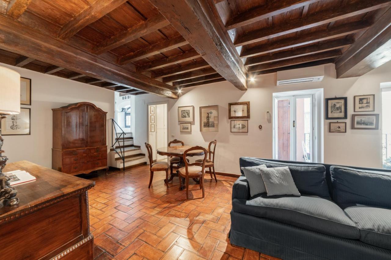 Domus Quiritum Charming, Appartamento D'Epoca A Campo De' Fiori روما المظهر الخارجي الصورة