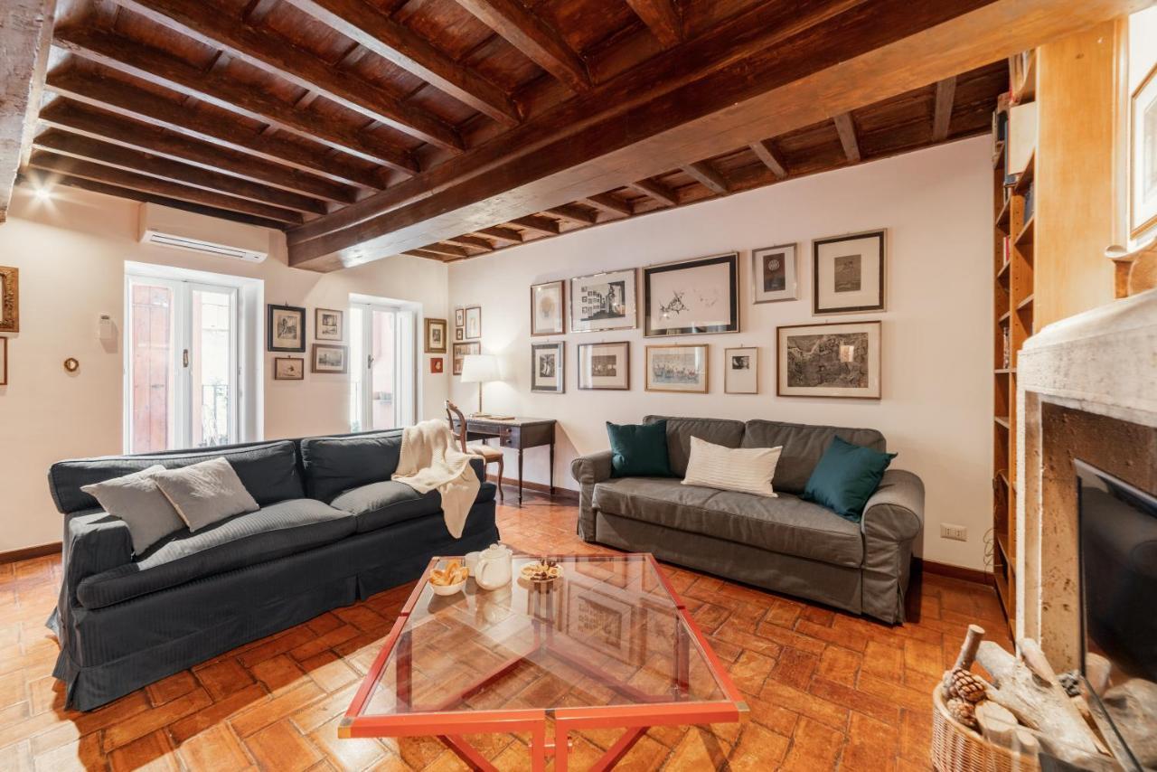 Domus Quiritum Charming, Appartamento D'Epoca A Campo De' Fiori روما المظهر الخارجي الصورة
