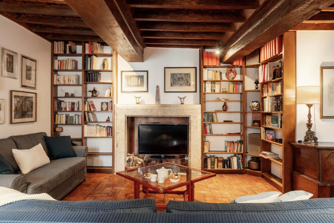 Domus Quiritum Charming, Appartamento D'Epoca A Campo De' Fiori روما المظهر الخارجي الصورة